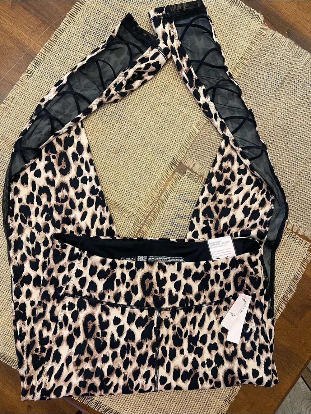 Victoria Leopard Print Lace-Up Leggings - Picture 4 of 4